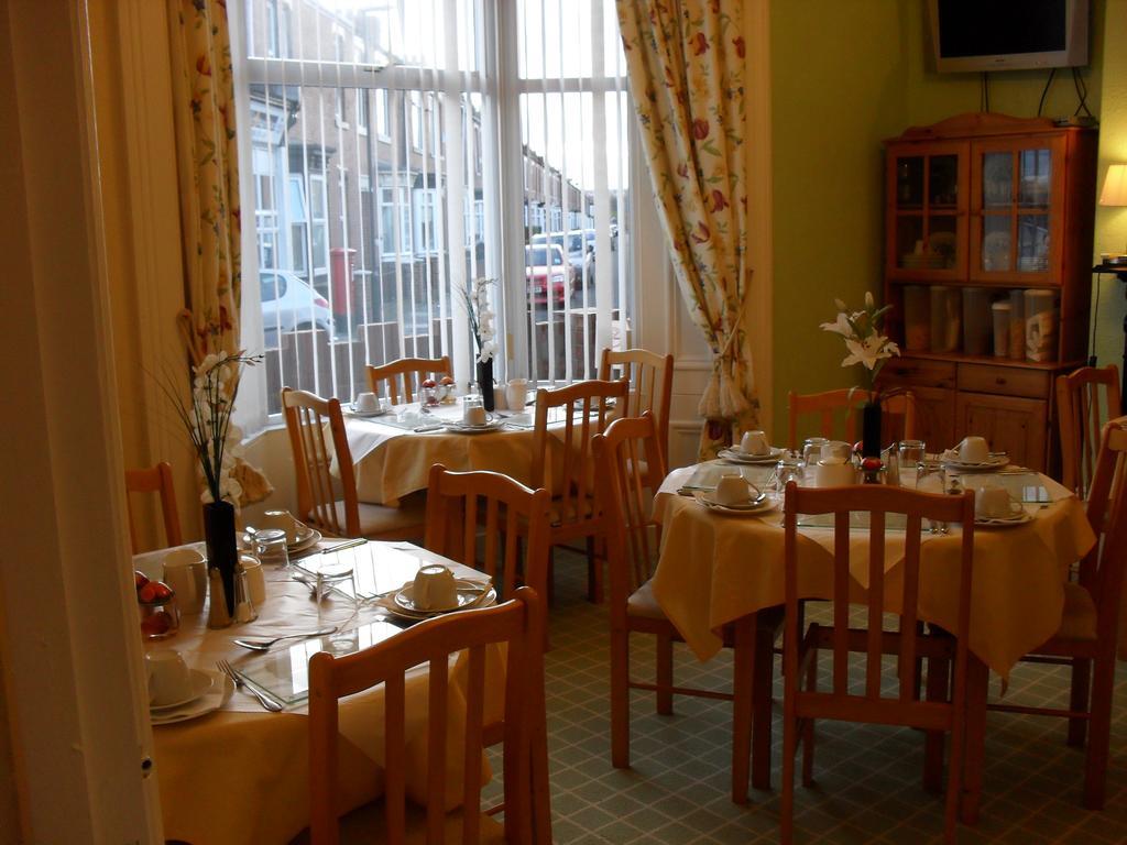 Roker View Guest House Sunderland  Extérieur photo